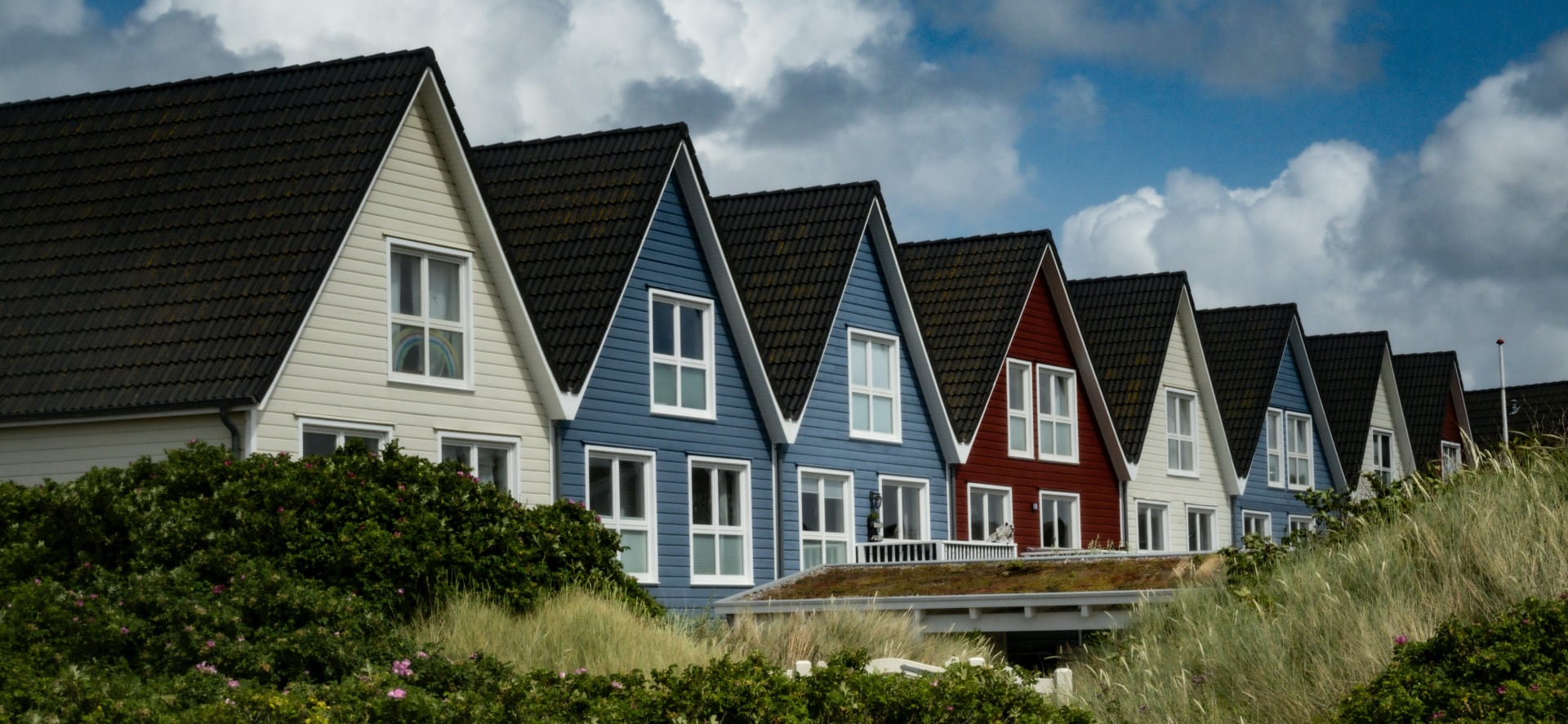 Row of homes in Wilmington, NC